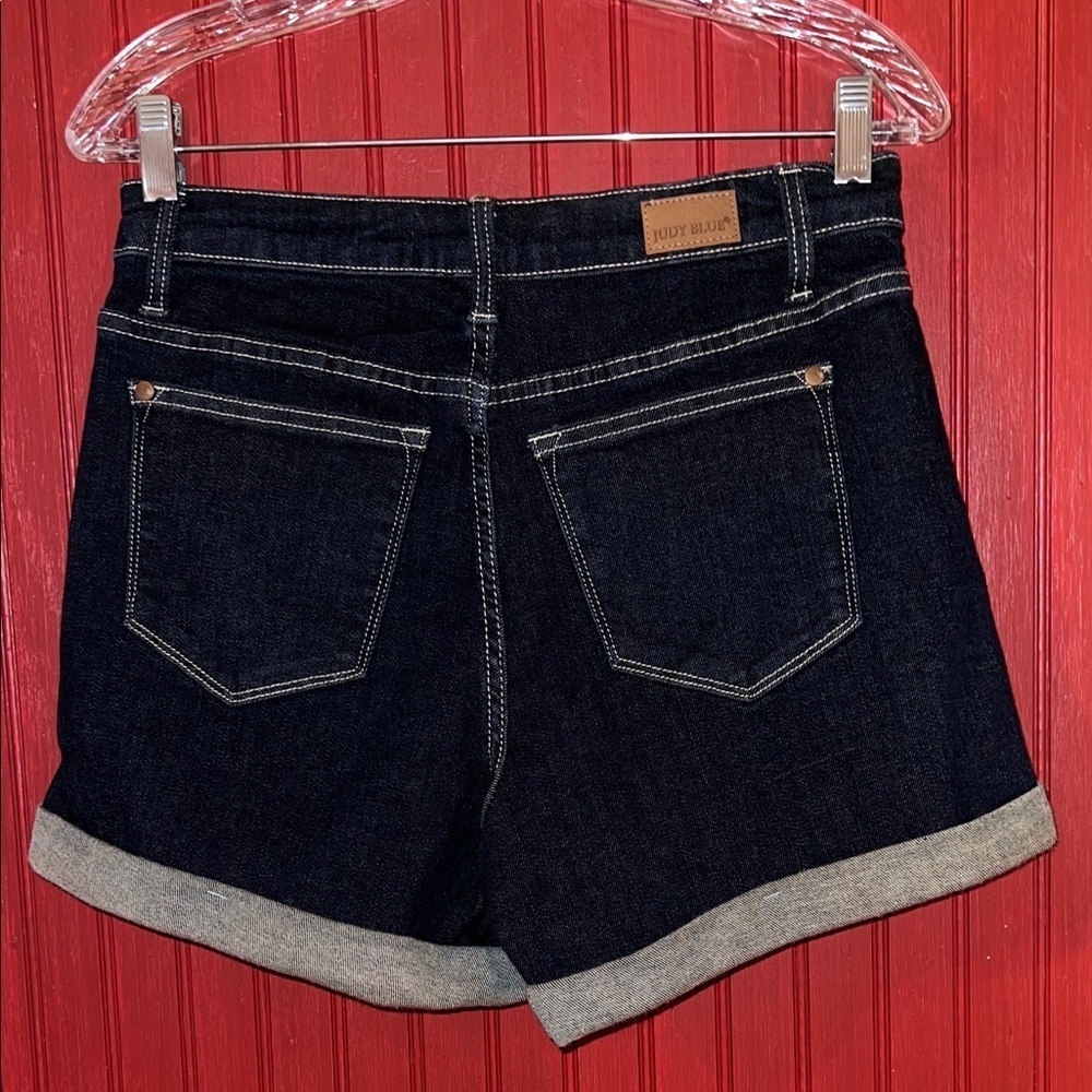 Judy Blue Women's Dark Blue Jean Cuffed Shorts M - Picture 3 of 7